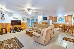 8 Mi to Dodge Ridge Mtn: Peaceful Cabin w/ Deck!