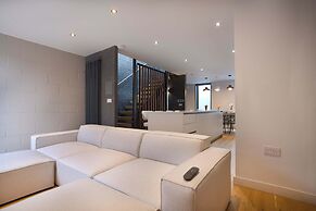 Townhouse East by Casacity
