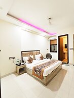 Airport Travel Inn Deluxe