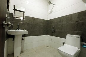 Airport Travel Inn Deluxe