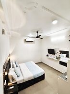 Airport Travel Inn Deluxe