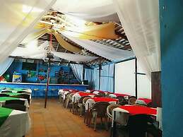 Andino's Hotel Bar y Rest El Viejo