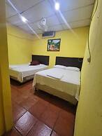 Andino's Hotel Bar y Rest El Viejo