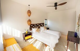 Sunrise Ocean Villa 4BR Tan Thanh Beach