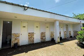 Villa Espinoza Beach Resort Nasugbu