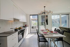 Melano Lab Park Terrace