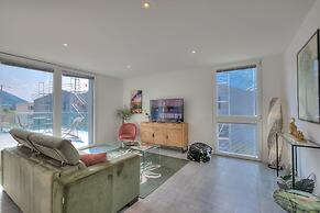 Melano Lab Park Terrace