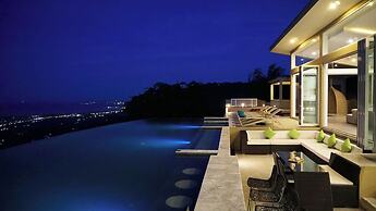 Villa Cabo 4BR with Panoramic Sea Views