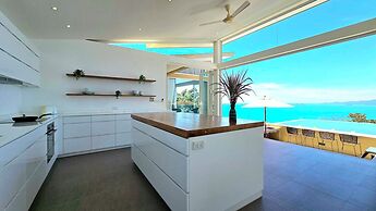 Villa Cabo 4BR with Panoramic Sea Views