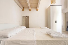 4182 Casa Il Lapis by Barbarhouse