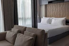 600m to beach New City gate P214 c60