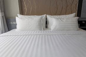 600m to beach New City gate P214 c60