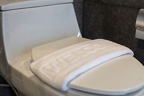 600m to beach New City gate P214 c60