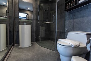 600m to beach New City gate P214 c60