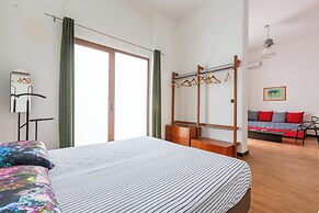 4129 Casa Sabre by Barbarhouse