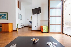 4129 Casa Sabre by Barbarhouse