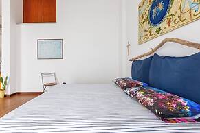 4129 Casa Sabre by Barbarhouse