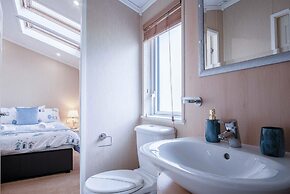 3 Manor Lodge - 2 Bedroom Lodge - Pendine