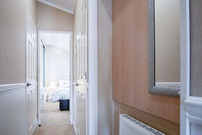 3 Manor Lodge - 2 Bedroom Lodge - Pendine