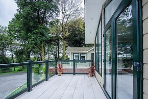 2 Manor Lodge - 2 Bedroom Lodge - Pendine