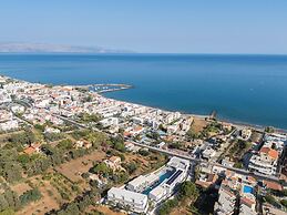 Phos Hotel Adults Only