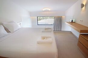 Phos Hotel Adults Only