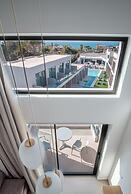 Phos Hotel Adults Only