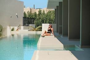 Phos Hotel Adults Only