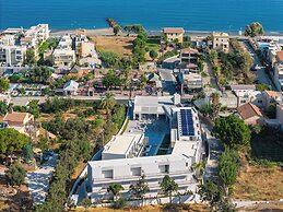 Phos Hotel Adults Only