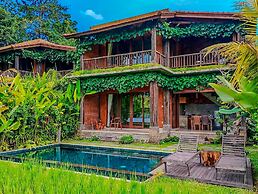 Dukuh Ubud Villas
