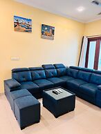 Central Retreat By Luxe Downtown