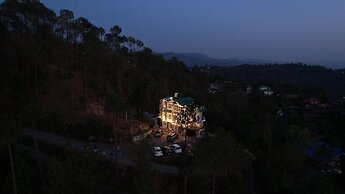 Hill Side Inn By Purple Tree Villa
