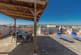 4018 Margaret House by Barbarhouse