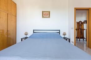 4018 Margaret House by Barbarhouse