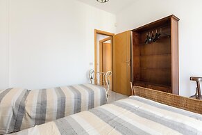 4018 Margaret House by Barbarhouse