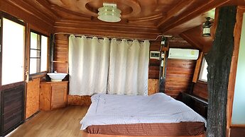 Natura Ravee Greenstay