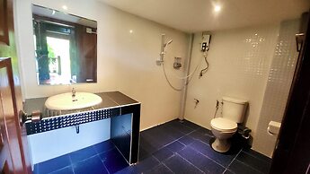 Natura Ravee Greenstay