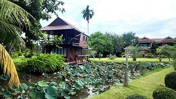 Natura Ravee Greenstay