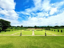 Natura Ravee Greenstay