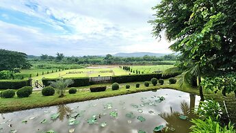 Natura Ravee Greenstay