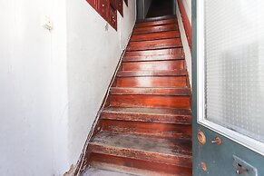 To Be Mouraria by Homing