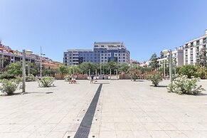 To Be Mouraria by Homing