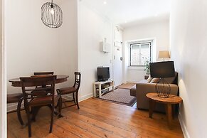 To Be Mouraria by Homing