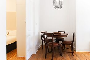 To Be Mouraria by Homing