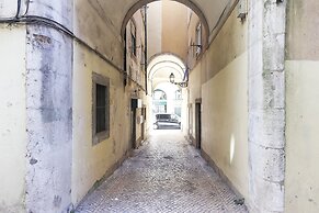 Santos Tiny Studio II by Homing