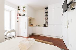 Santos Tiny Studio II by Homing