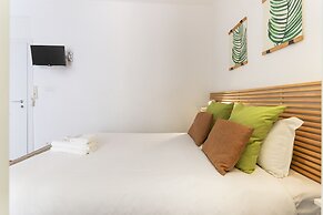 Santos Tiny Studio II by Homing