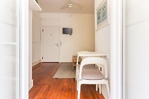 Santos Tiny Studio II by Homing