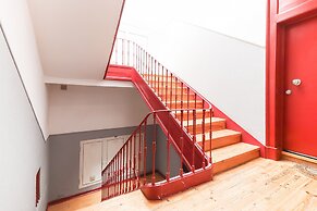 Santos Tiny Studio II by Homing