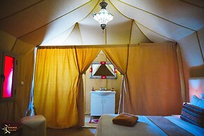 Dounia Luxury Camp
